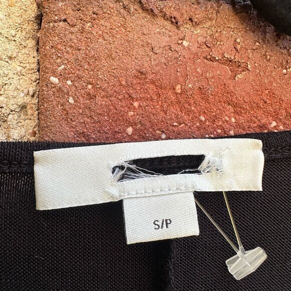 VINCE $225 black jersey drop shoulder rayon spandex top small NEW - Picture 2 of 14